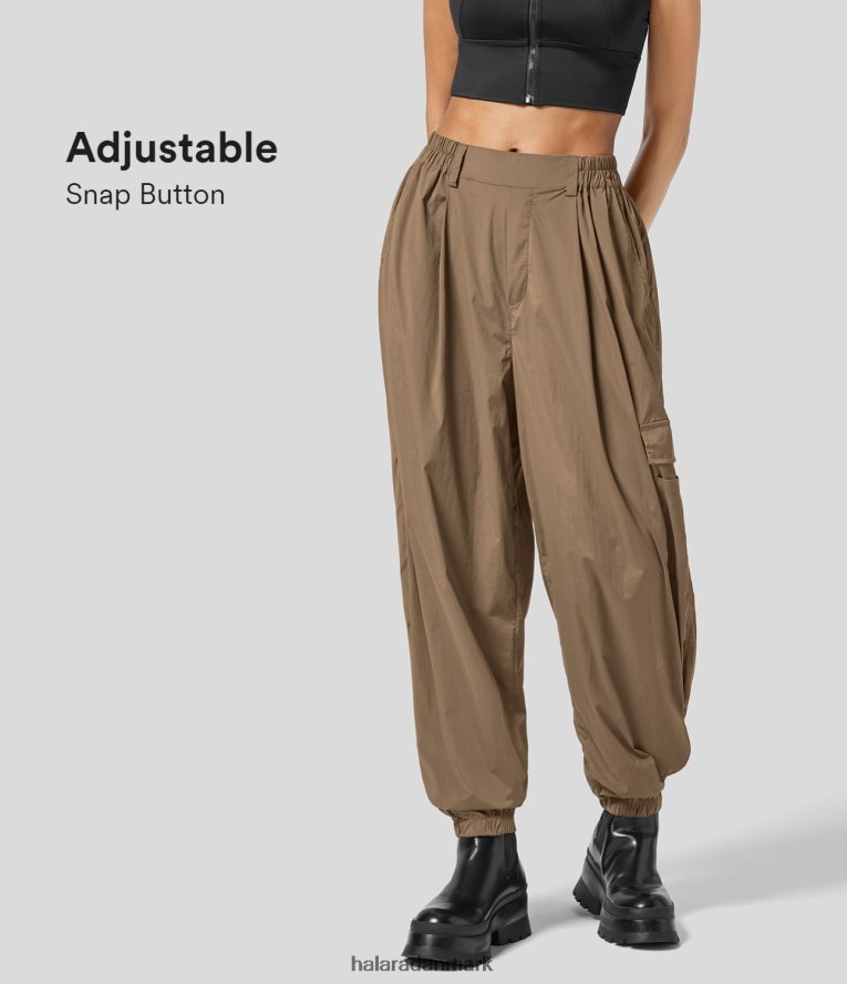 tøj dk Halara Kvinder vandtæt mellemhøj elastisk linning flere lommer justerbar trykknapper forneden afslappede cargo joggers Odder TH606J30