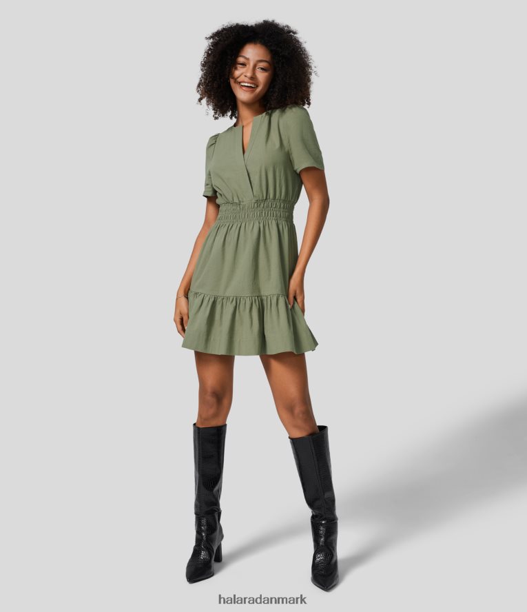 tøj dk Halara Kvinder v-hals usynlig knap pufærmer rynket flæsekant afslappet bomuldskjole loden grøn TH606J984